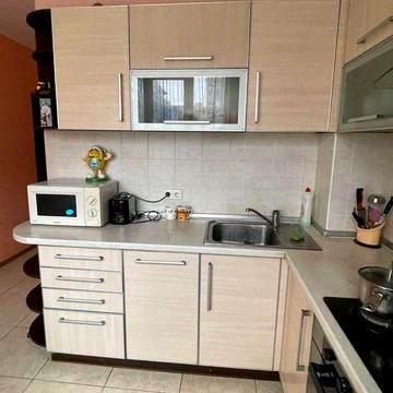 Сдам 2-х к квартиру м. Научная, ул. Космическая