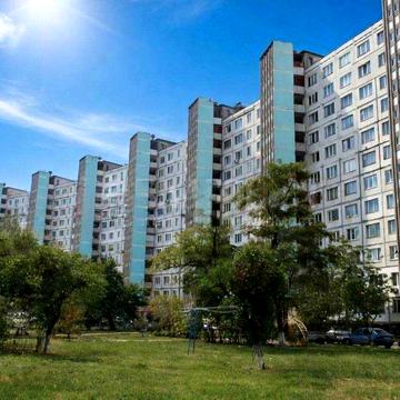 Продам 3к. квартиру ул. Андрея Малышко 3, метро Дарница - 5 мин.