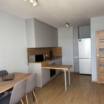 Оренда сучасна 1 к квартира Київ метро Теремки 15 хвилин, Генератор!