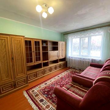 Вул. Коріатовичів. Продаж з меблями і технікою.