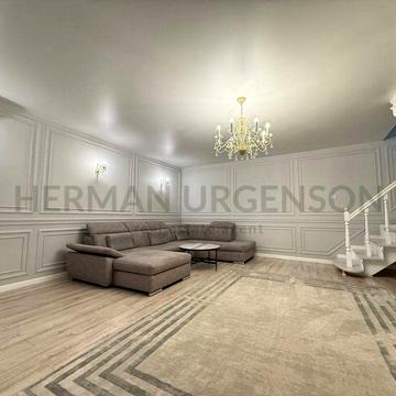 Продаж будинку 120 м.кв / 20 соток / Сторожниця