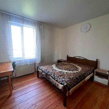 Оренда 3 кімнатної квартири особнякового типу вул. Могильницького