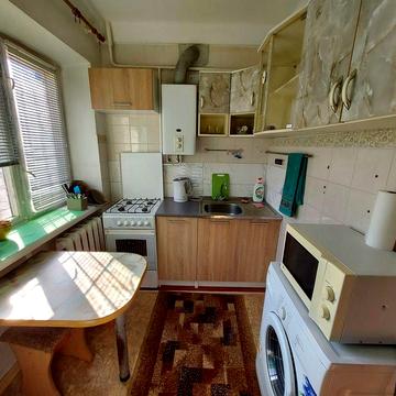 Продаж 2 кімнатної в Центрі