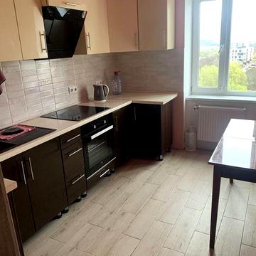 Оренда 3 к квартири, в новому будинку. Виставка