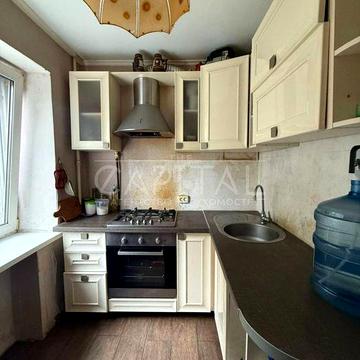 Продаж / Квартира / пр-т Берестейський, Святошин