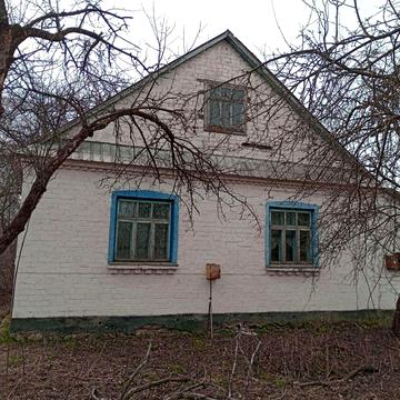 Будинок в селі Ворокомле