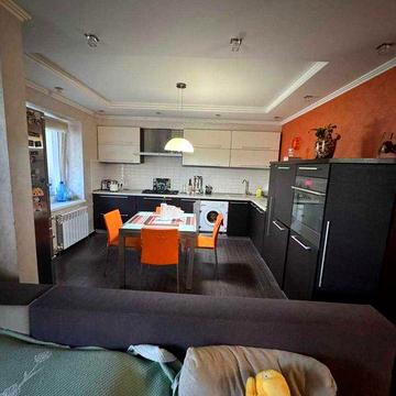 Здам велику 3-кім м. Вишневе заг. 97 м2 поверх 1, з тваринами ТАК, КОМІСІЯ 0%