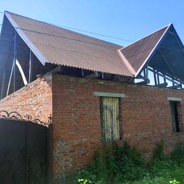 Продам будинок в центрі міста