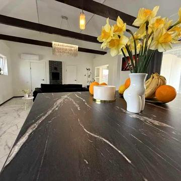 Будинок зі стильним ремонтом