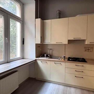 Продам 3 комнатную  квартиру с ремонтом  Бельгийка Центр