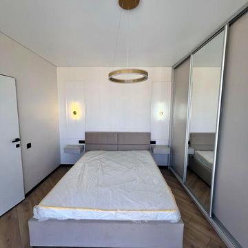 Продаж 2 кімнатної квартири ,ЖК В4 вул. М. Бобяка, 8 ЖК В4