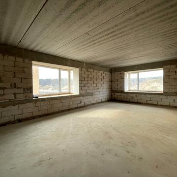 Вячеслава Липинського вул., 69