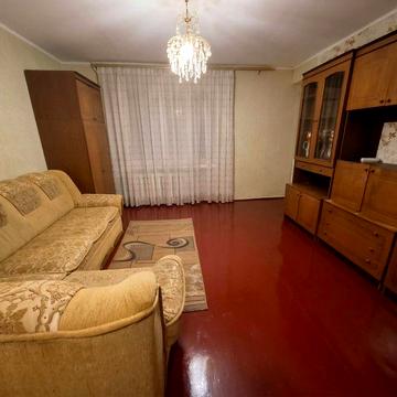 Здається 2  кімн квартира Бумажка