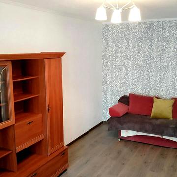 Єреванська вул., 14