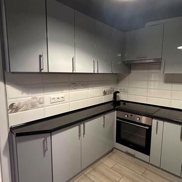 Приміська вул., 26