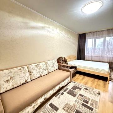 Продаж 1- но кімнатної квартири біля Горсаду, вул.Земська