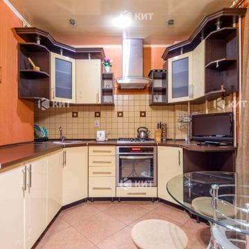 Сухумська вул., 24