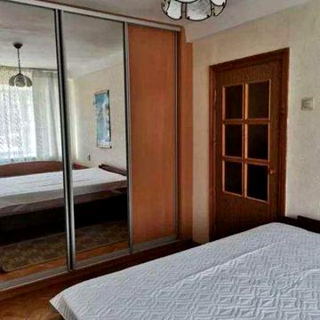 Продаж 2к квартири Мілютенко 28а