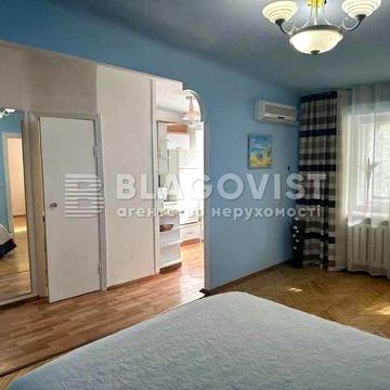 Продаж 2к кварт Лабораторна Малевича Палац Україна Олімпійська