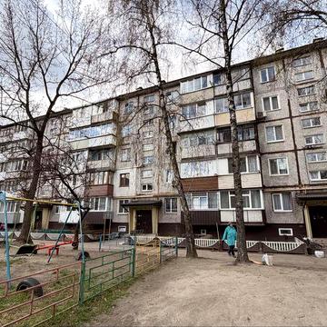 Продаж 1 кім на Вокзалі з меблями та технікою