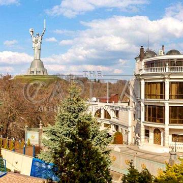 Аренда / Дом / ул. Пирятинська, Печерськ,