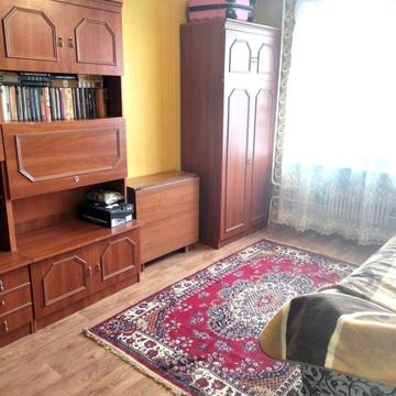 Кімната біля Голлівуду