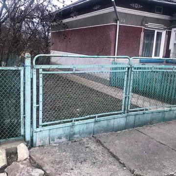 ТЕРМІНОВО продам приватний будинок