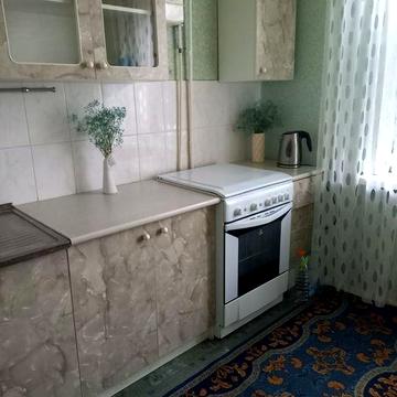 Здам 1 кімнатну квартиру на Таращанському.