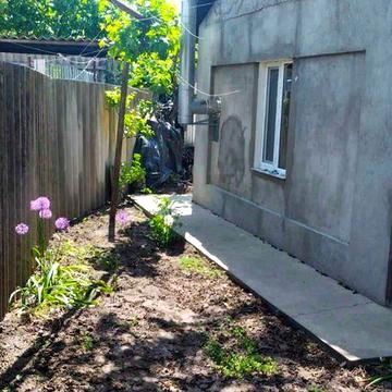 Продам  уютный, компактный  домик Столбовая/р-н конечной 3 троллейбуса!