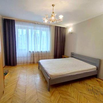 Оренда 3 кім квартири на Київському майдані