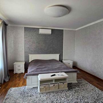 Оренда 100 кв.м в центрі Ужгорода • 2 спальні • Православна набережна