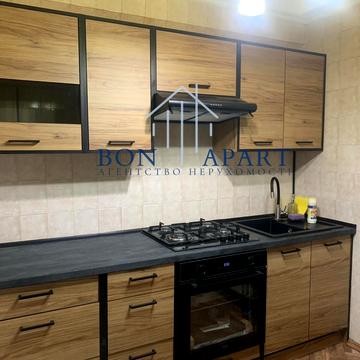 Героїв полку "Азов" вул. (Маршала Малиновського), 3-Б