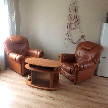 Здається 2 кімнатна на Бамі