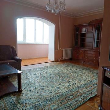 Довгострокова оренда 3к Квартира Садиковська вулиця