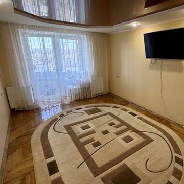 Продаж 2 кім. квартири в. Золотогірська