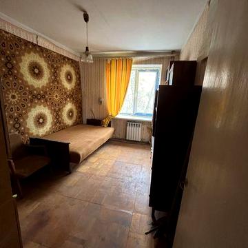 Продам 3-х кімнатну квартиру