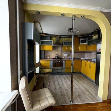 Оренда 2к квартири проспект Соборності