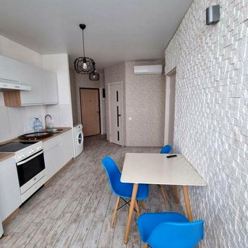 Євгена Чикаленка вул., 95