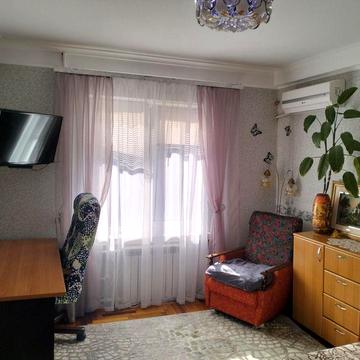 Продаю 2-х ком квартиру на 3/9  Мебель,Техника