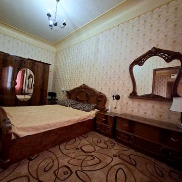 Сдам 2х комн.кв (м. Университет)