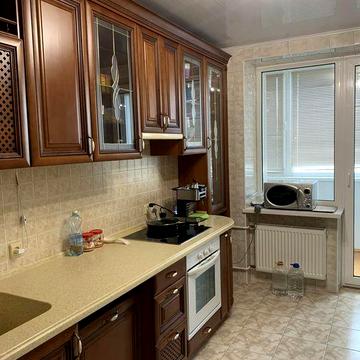 Здається трьохкімнатна квартира по бульвару Шевченка,352.