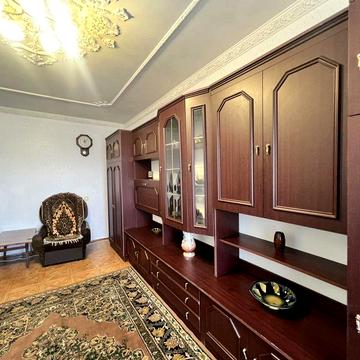 Пропонуємо в оренду однокімнатну квартиру на Митниці ( кафе Марина)