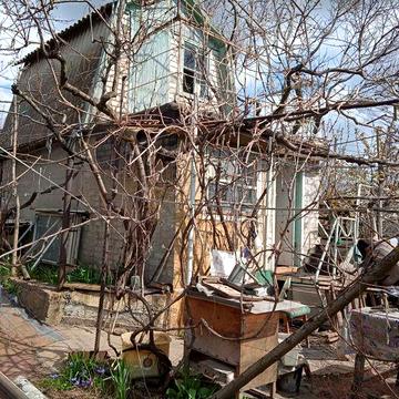 Продам дачу на правому березі Дніпра