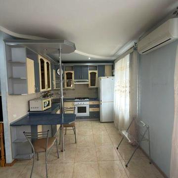 Оренда двухкімнатной центр.