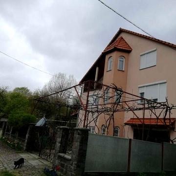 Житловий будинок