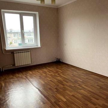 Продається 1 к квартира  з  гарним розташуванням вул. Холодноярськоі бригади ( СКД)