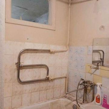 Двушка!4 этаж! газ  колонка!Среднефонтанская Близость Центра!