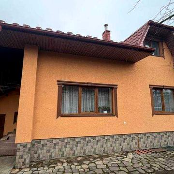 Будинок 185 кв м з ремонтом на 9 сот ділянці з виходом до річки