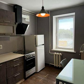 Здам 1-кімн.кв. по Троіцькій/ Небесній Сотні, центр, поряд Маркетопт,