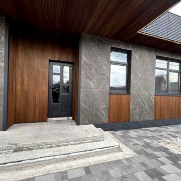 Неймовірної краси будинок